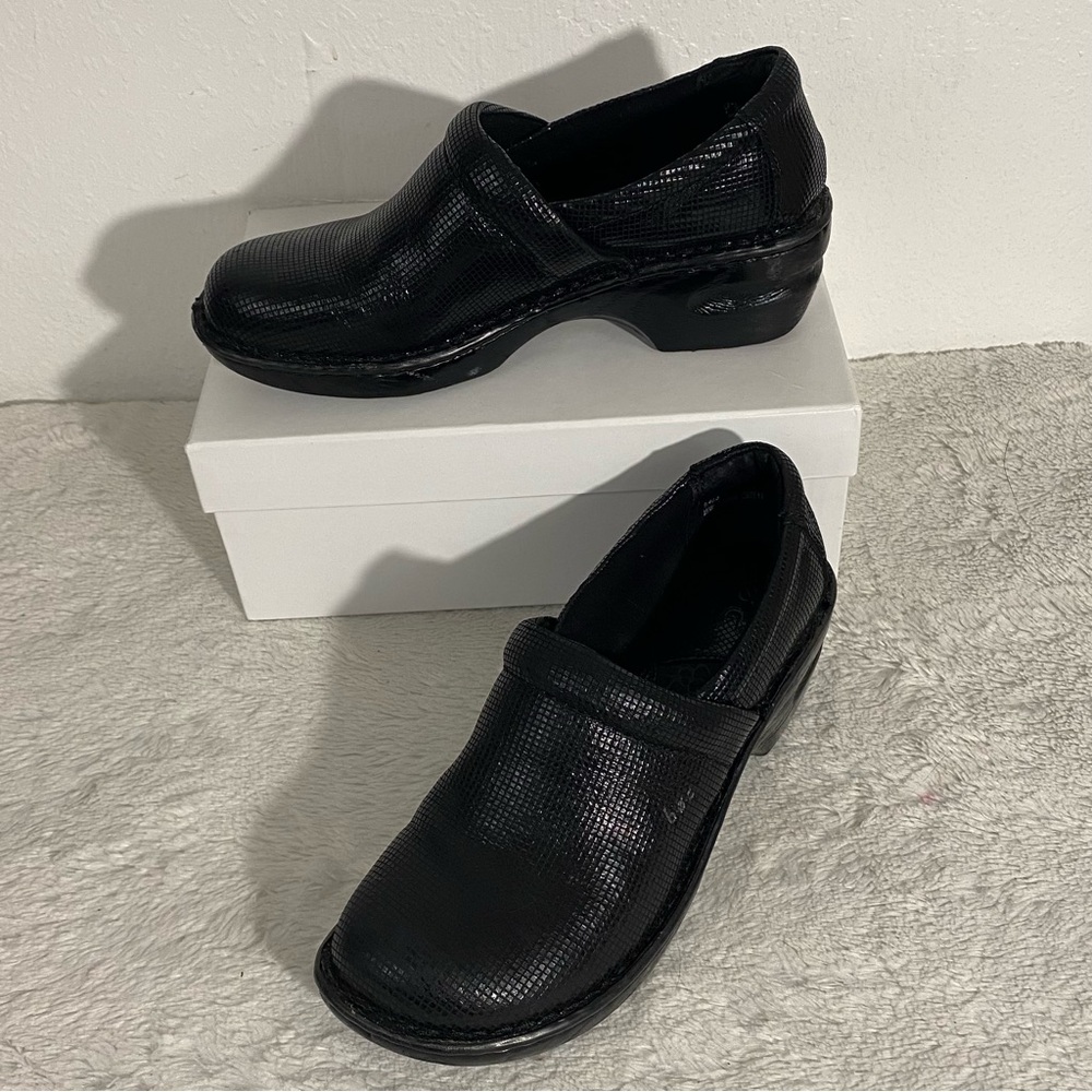 BOC Born on Concept Black Leather Clogs Women’s Size 9